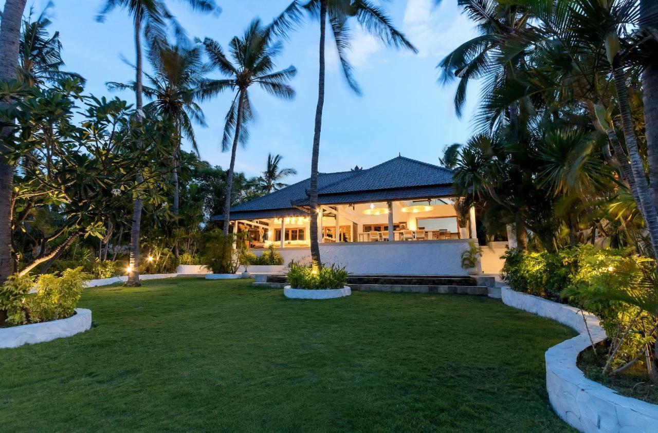 Kanna Seafront Estate Tulamben Екстериор снимка